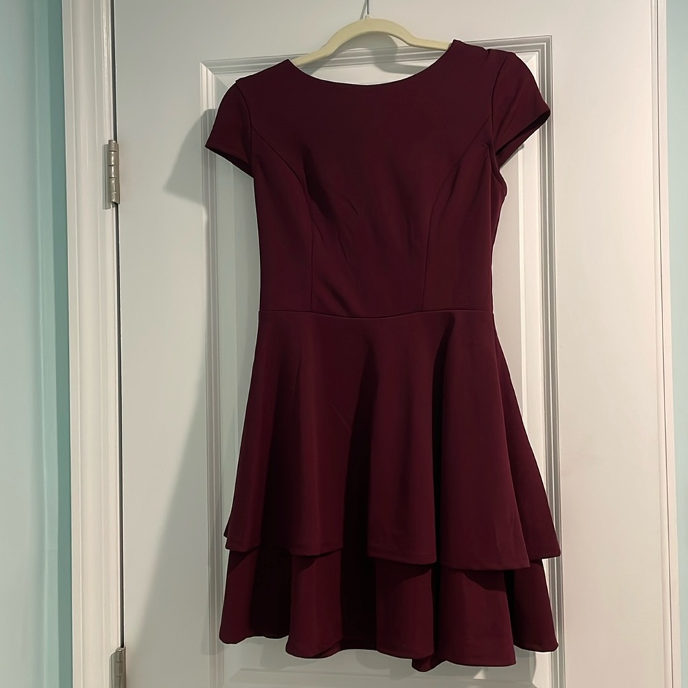 B. Darlin Juniors Maroon Dress